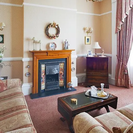Guest house Altonlea